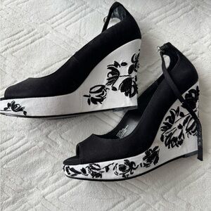 White House Black Market Elegant Black and White Wedge Heels